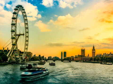 The Neighborhood That Never Appears in Tourist Guides; How to Find Actual London Beyond Famous Areas